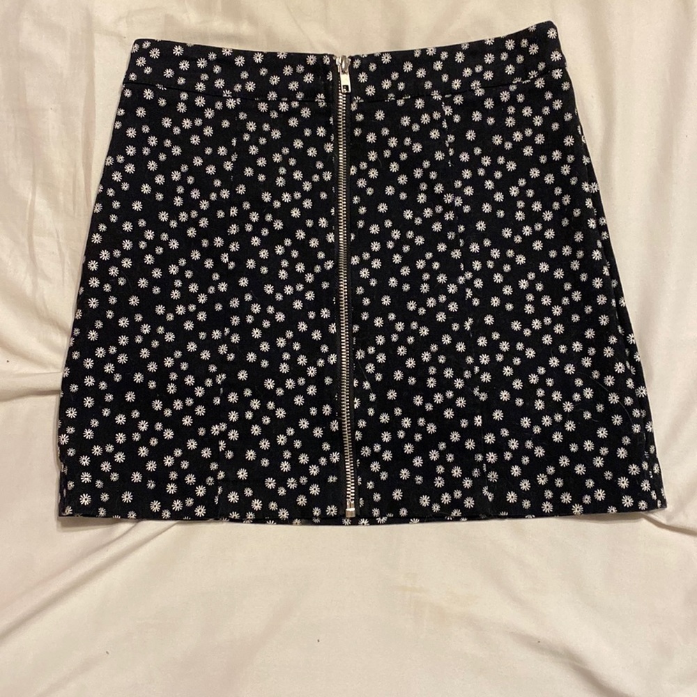 Daisy mini skirt